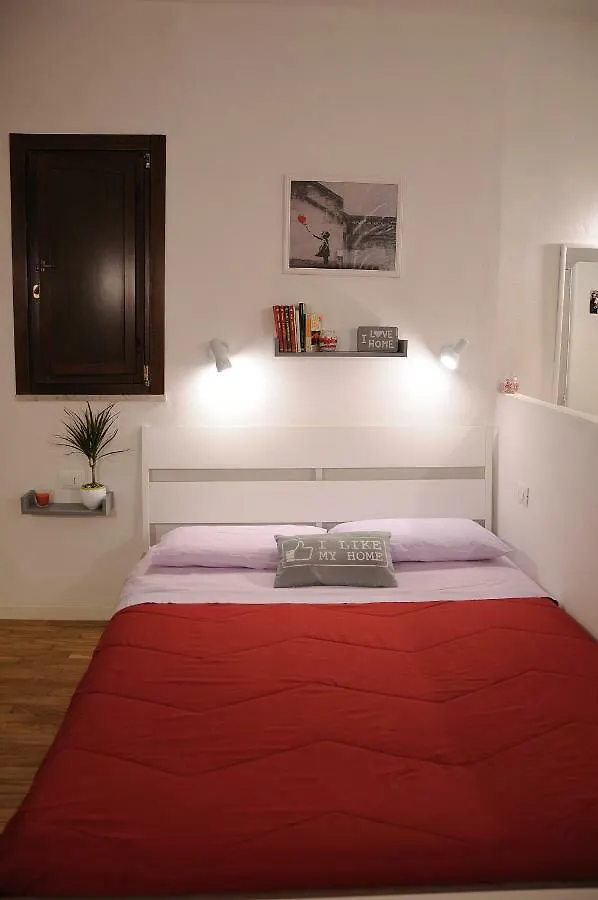 Argo'S Apartment Palermo Italy